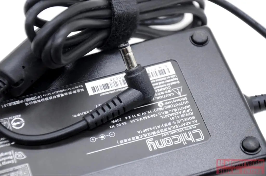 Genuine A12-230P1A 19.5V 11.8A 230W power charger adapter Chicony ADP-230EB T A17-230P1A for CLEVO P671HS-G ZX8-CR5S1 ac adapter