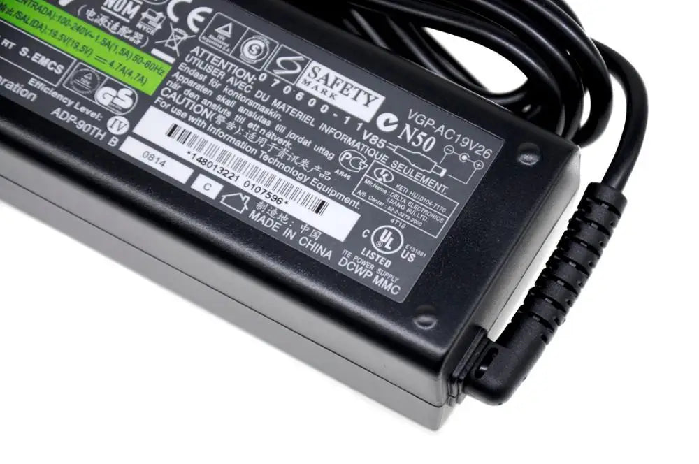 Original For SONY 19.5V 4.7A VGP-AC19V26 VGP-AC19V10 VGP-AC19V14 VGP-AC19V32 AC19V51 laptop supply power AC adapter charger