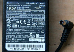 Genuine 19.5V 6.2A 121W Laptop Adapter Charger For SONY VAIO VGP-AC19V15 VGP-AC19V46 KDL-42W670A acdp-120n02 AC Power Supply