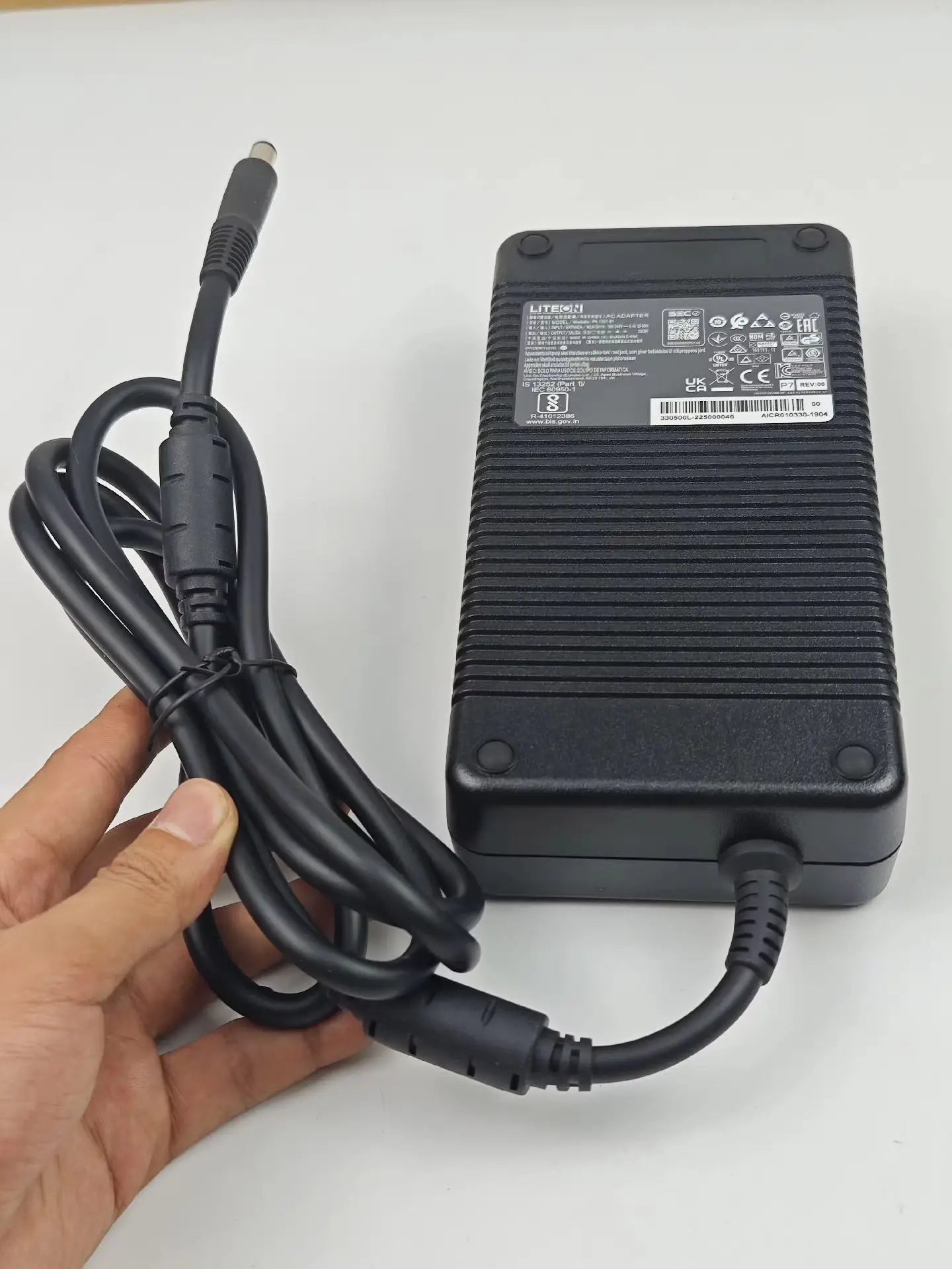 Original Liteon PA-1331-91 19.5V 16.9A 330W AC Power Adapter Charge For MSI GT72 GT72S Gaming Laptop Power Supply 7.4mm Pin Plug