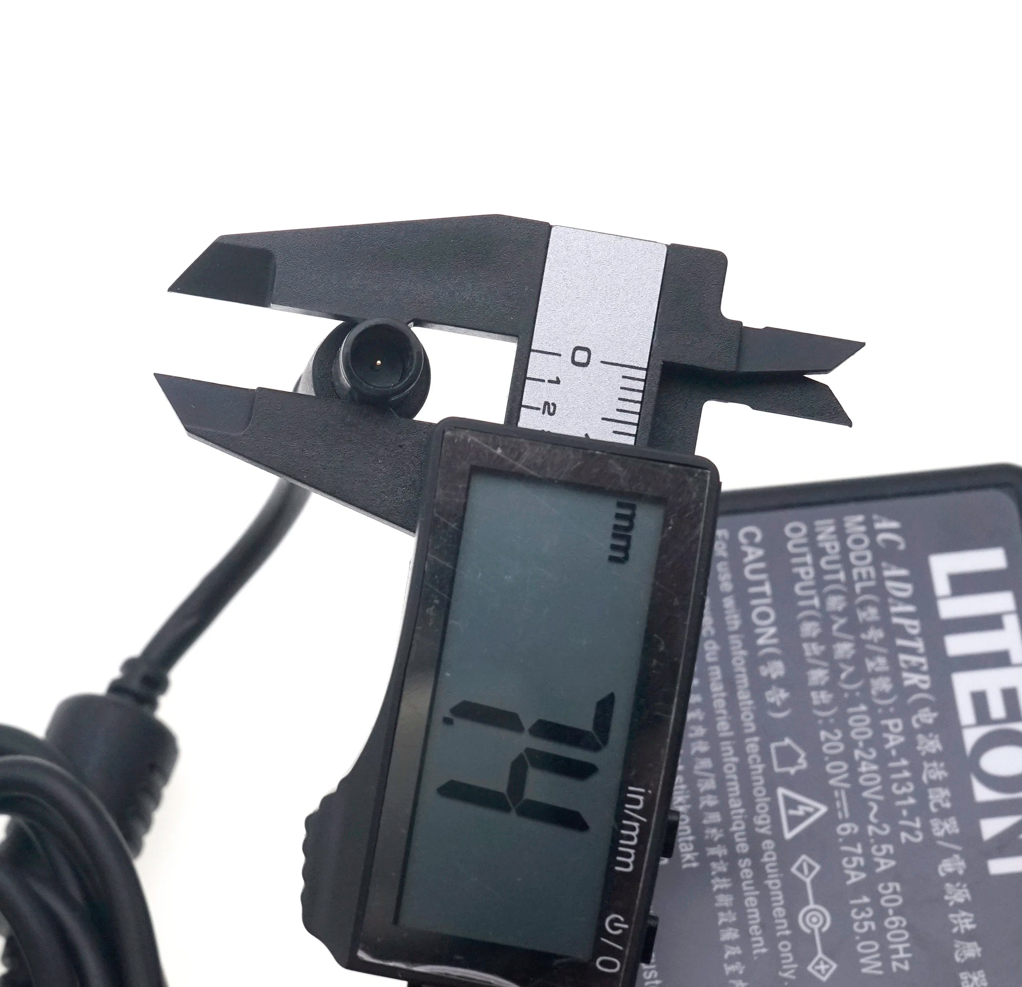 Original AC Adapter LITEON 20V 6.75A 135W PA-1131-72 Charger 7.4x5.0mm PA-1131-76 Laptop Power Supply Genuine