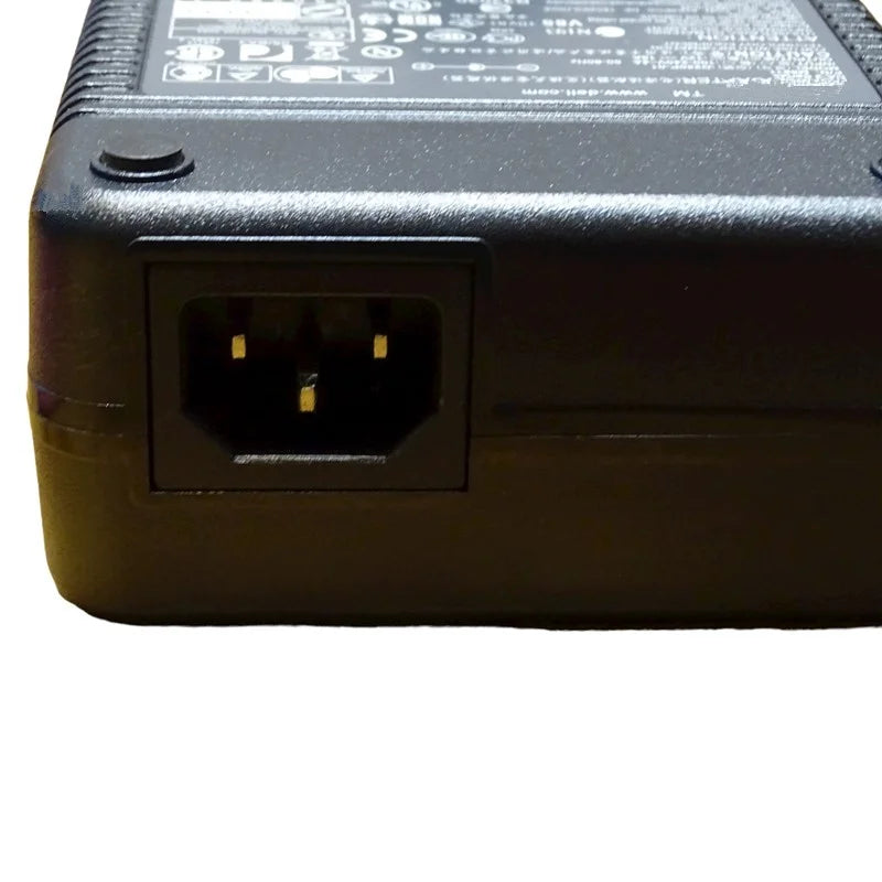 Genuine ADP-220AB B M8811 AC DC Adapter 12V 18A Charger for DELL D220P-01 DA-2 PE4C-EC060A V3.0 Power Supply