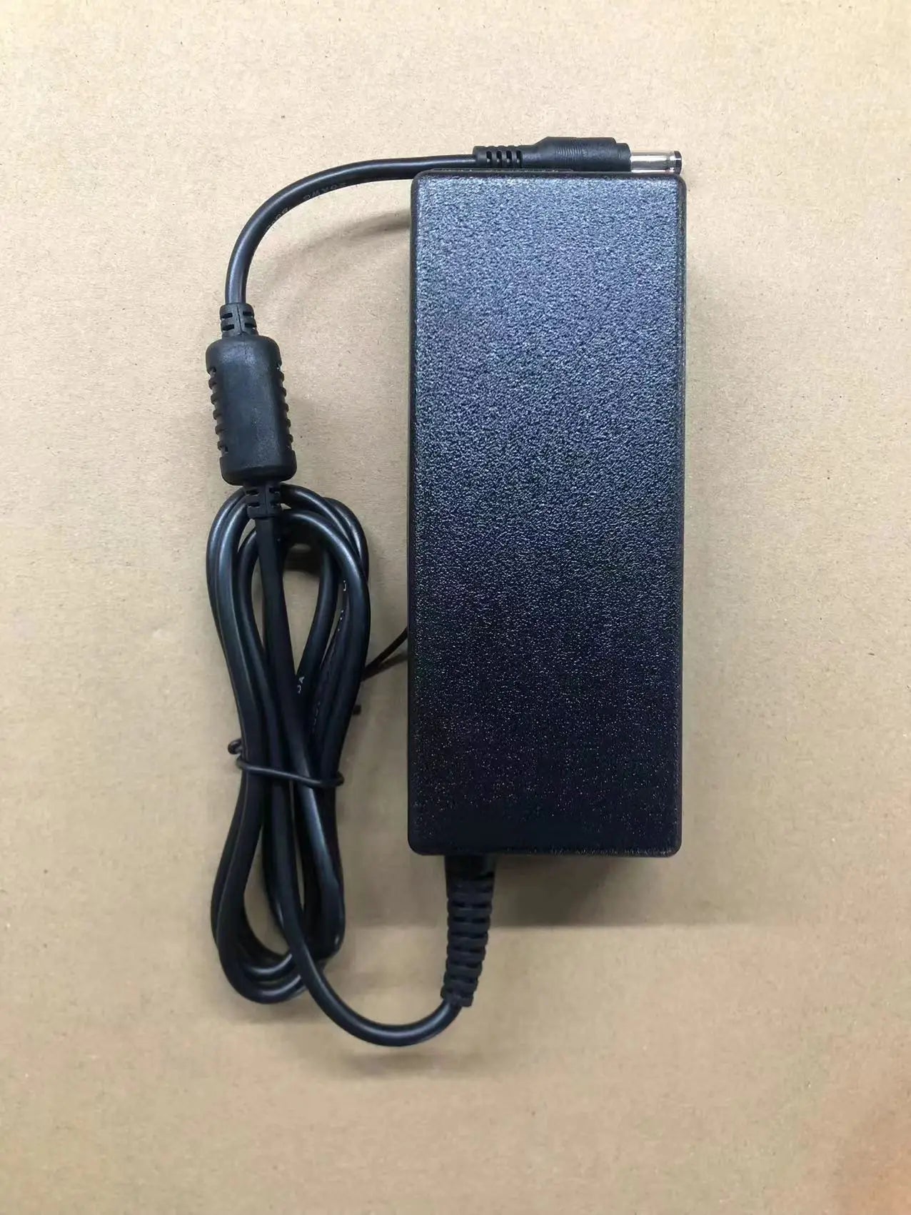 Liteon PA-1061-81 PA-1061-0 12V 5A 60W 5.5*2.5mm AC Adapter Charger Power Supply