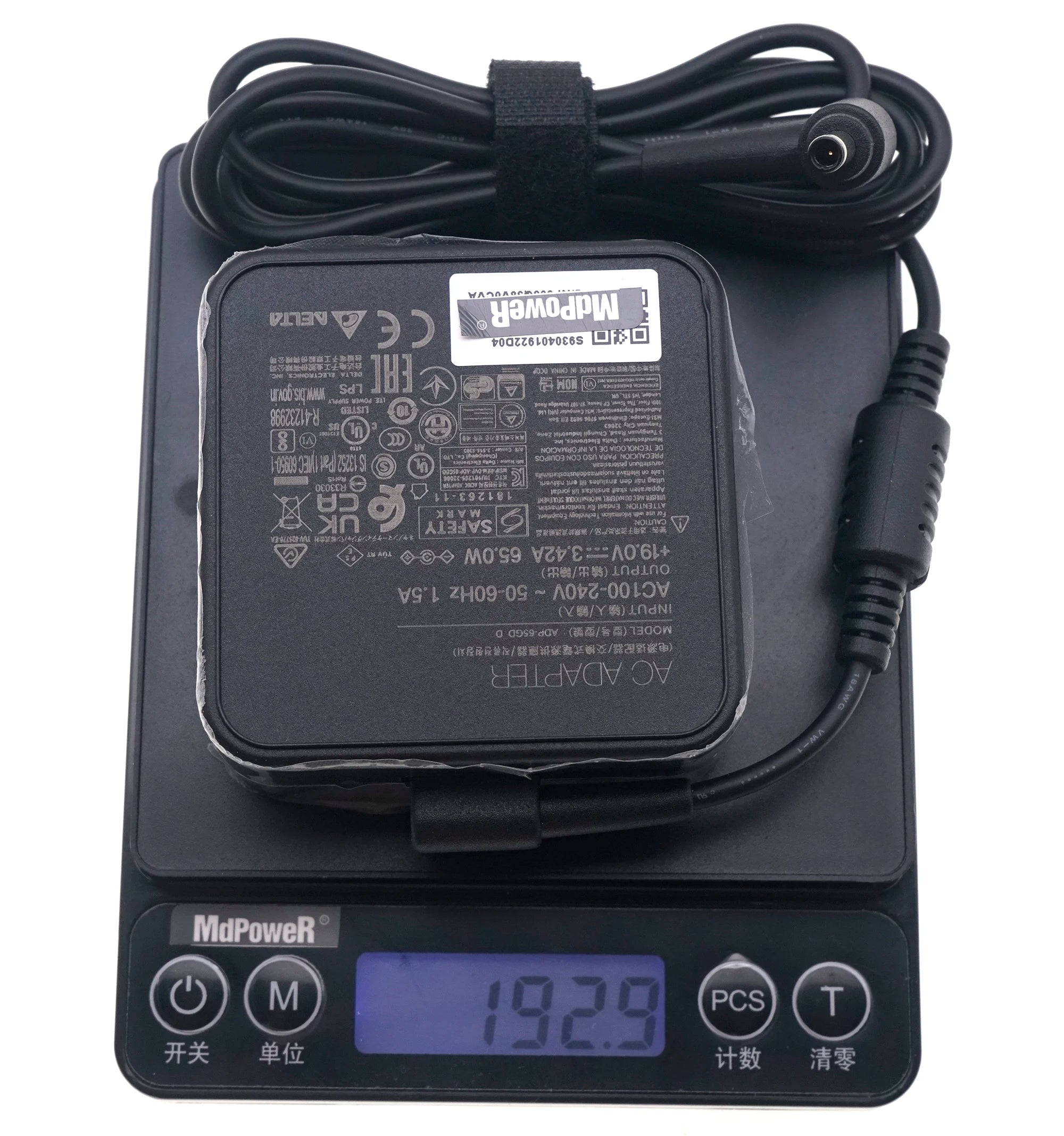 Original DELTA ADP-65GD D Power Adapter 19V 3.42A 65W 4.5x3.0mm For MSI Modern 15 MS-1552 Modern 14 Laptop Charger S930401922D04