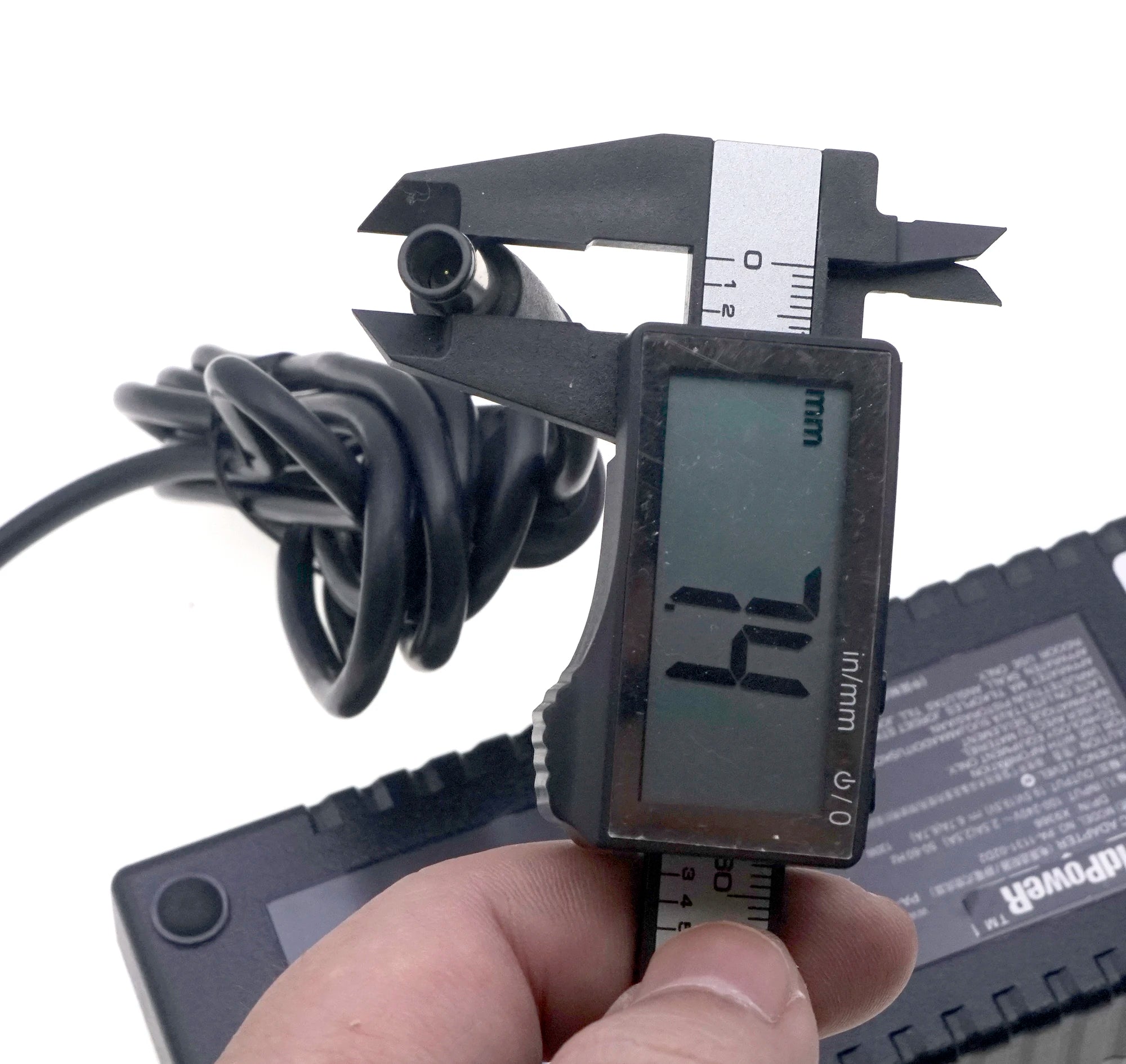 Genuine 19.5V 6.7A 130W PA-1131-02D2 PA-13 AC Adapter Charger For Dell Studio 1535 1536 XPS 14 Laptop Power Supply LA130PM121