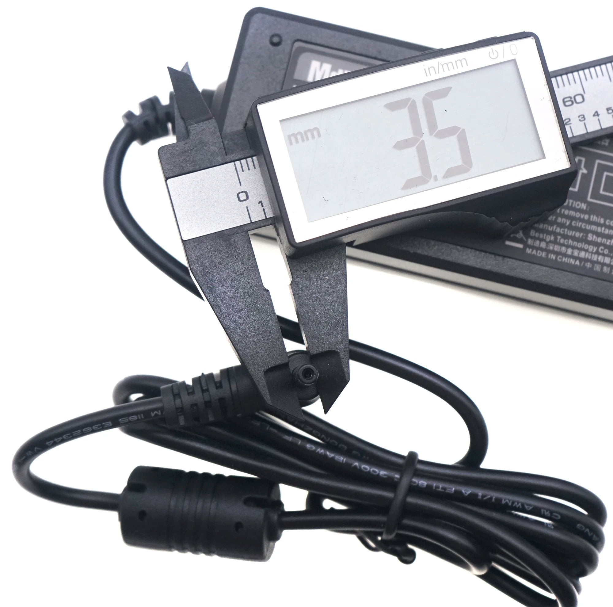 Genuine BESTGK 19V 2.1A 2100mA K-Q81902100 AC Adapter Charger 3.5*1.35mm Power Supply