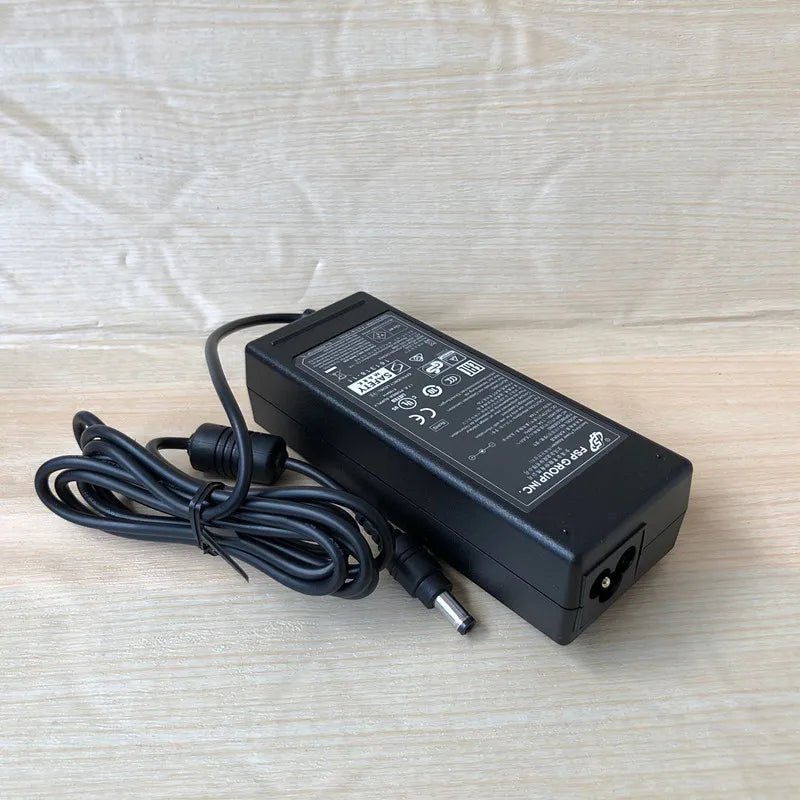 Original FSP FSP090-DIEBN2 19V 4.74A 90W 5.5*2.5mm Switching AC Power Adapter Charger for HIKVISION Video Recorder Power Supply