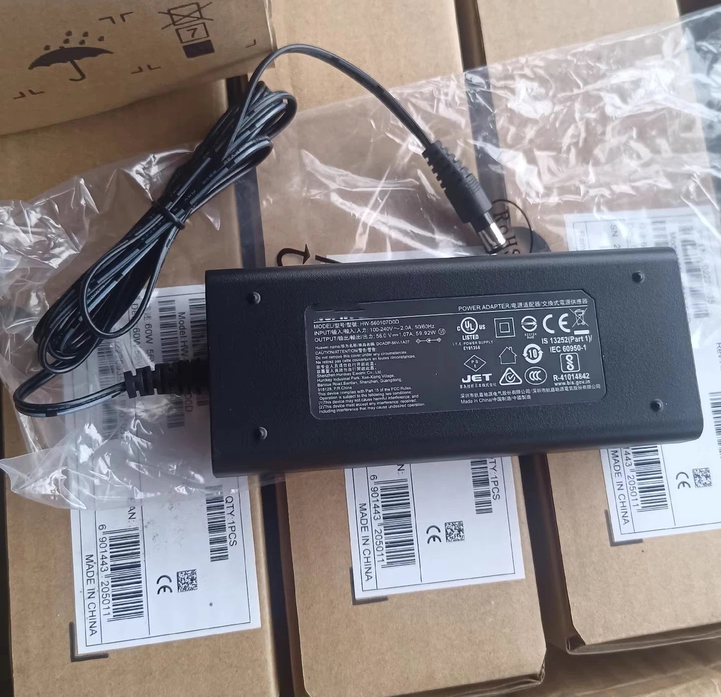 Original HW-560107D0D 56V 1.07A 6.3x3.0mm AC Power Adapter Charger For Huawei AP7060DN 56V 1.07A Power Supply