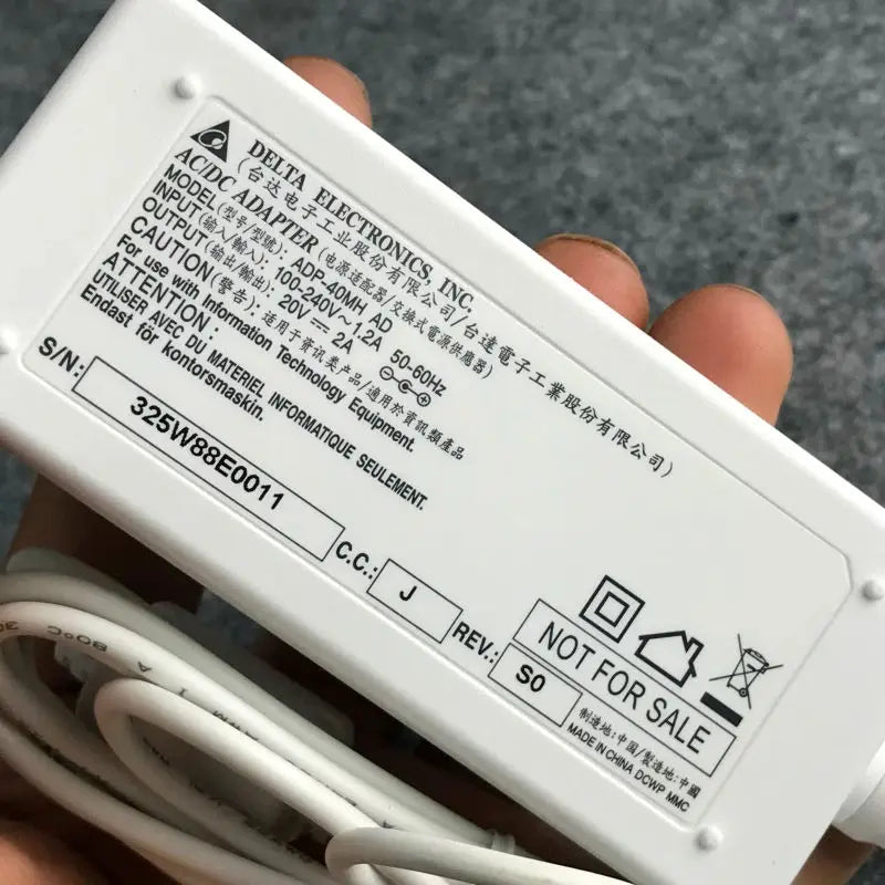 Genuine Delta 40W 20V 2A ADP-40PH BD AC Adapter Laptop Charger for Lenovo IdeaPad S100 S110 S12 S200 S205 S205s S206 S300 S9 S9e