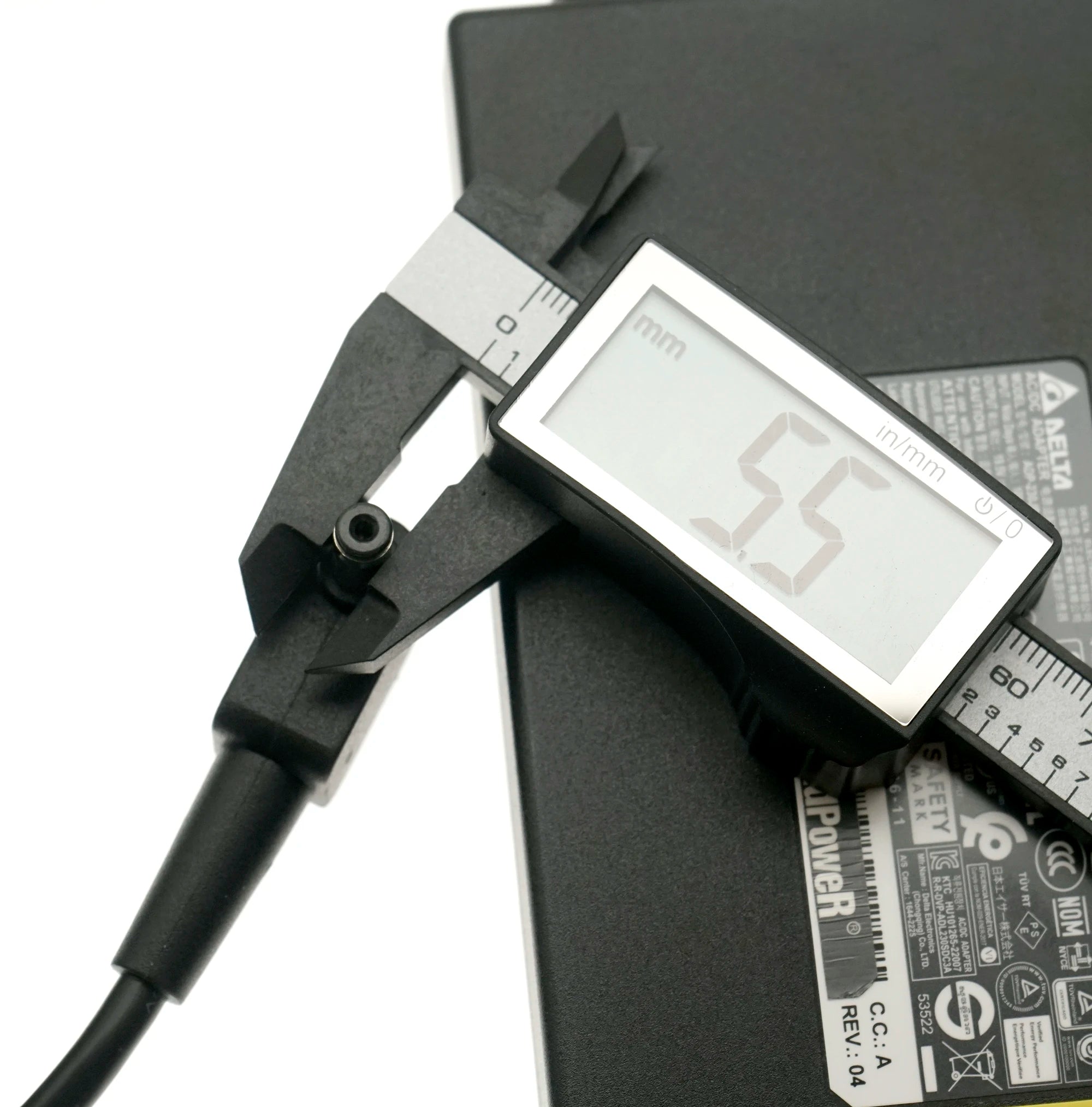 Delta ADP-230JB D AC Adapter Charger for ACER Predator Triton 500 PT515-52-762E Power Supply A17-230P1A A230A033P 19.5V 11.8A