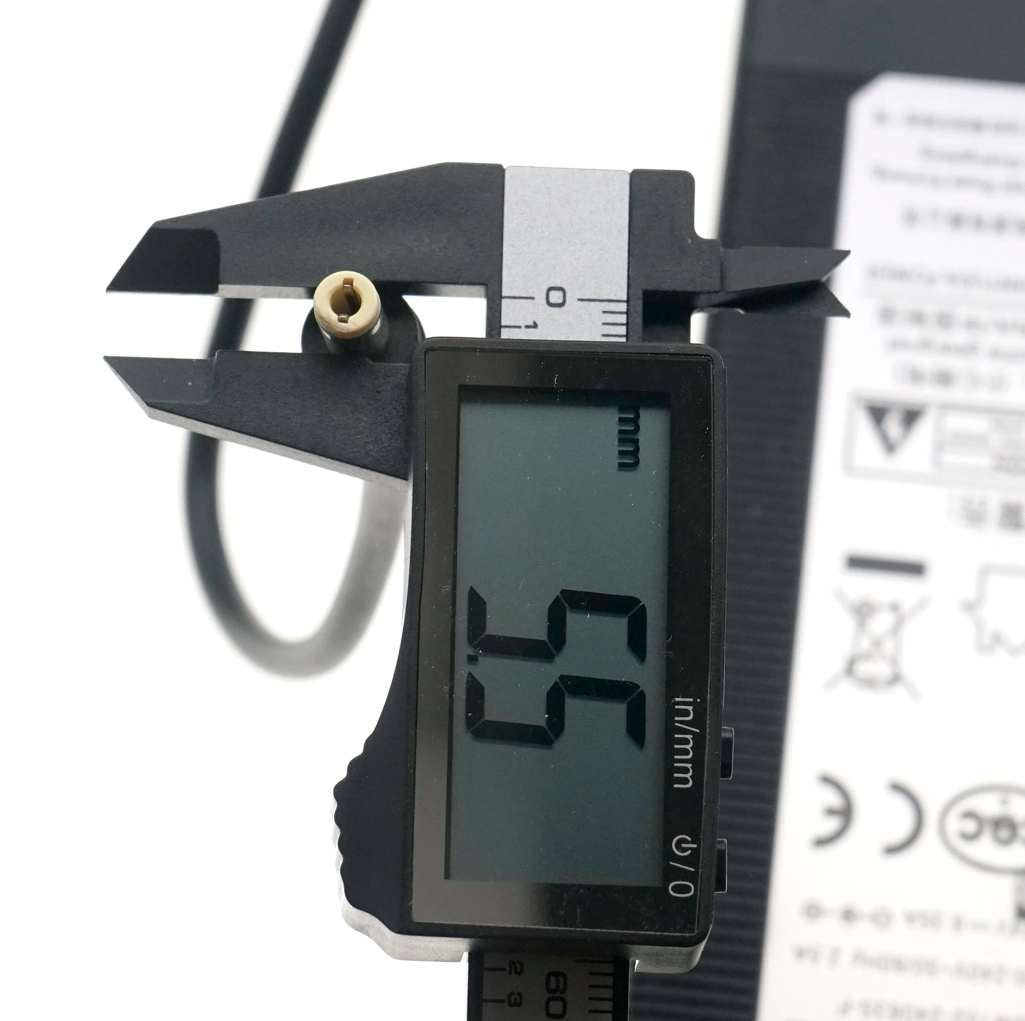 Genuine GVE GM152-240635-F AC/DC Adapter 24V 6.35A Charger Power Supply 5.5*2.5mm