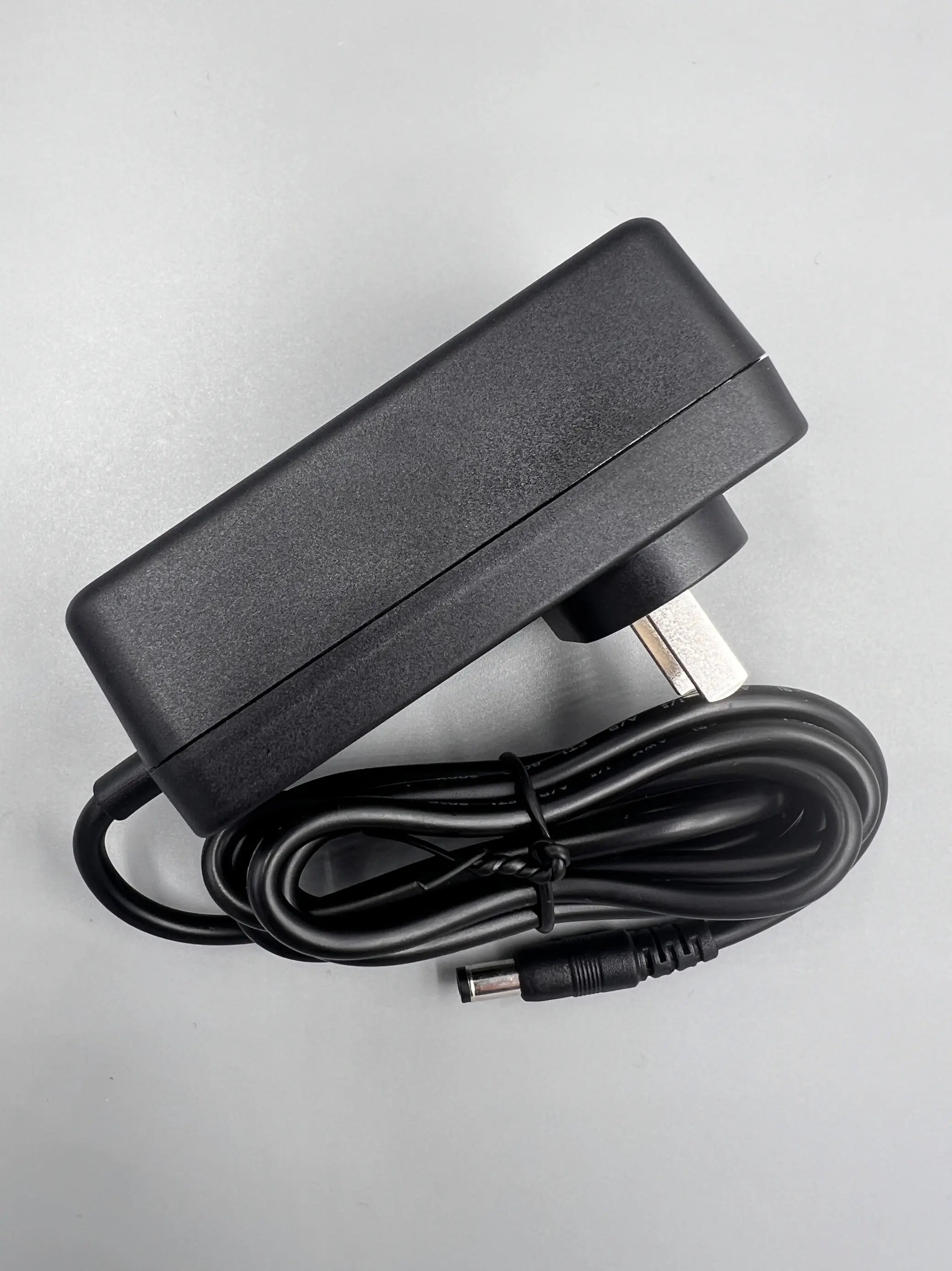 Genuine 12V 2A HW-120200C01 24W AC Adapter Charger For HUAWEI CPE LTE Router B593 B315 B890 E5186 B525 B715 B612 Power Supply