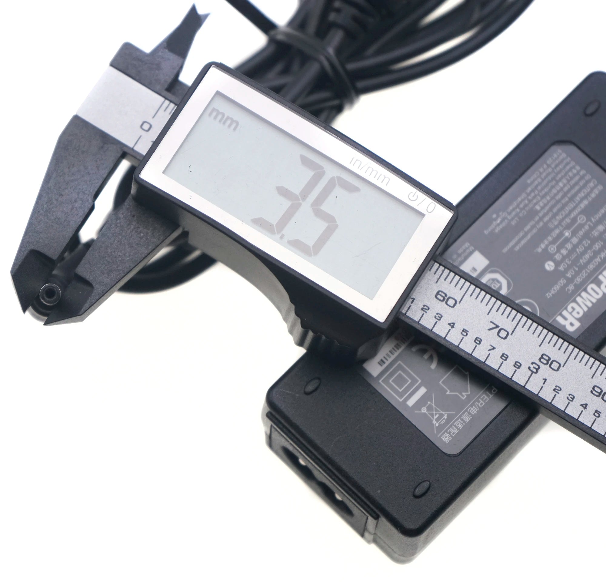 Genuine For Huntkey HKA03612030-8C HKA03612030-8E AC Adapter Charger 36W 12V 3A 3.5*1.35mm Power Supply