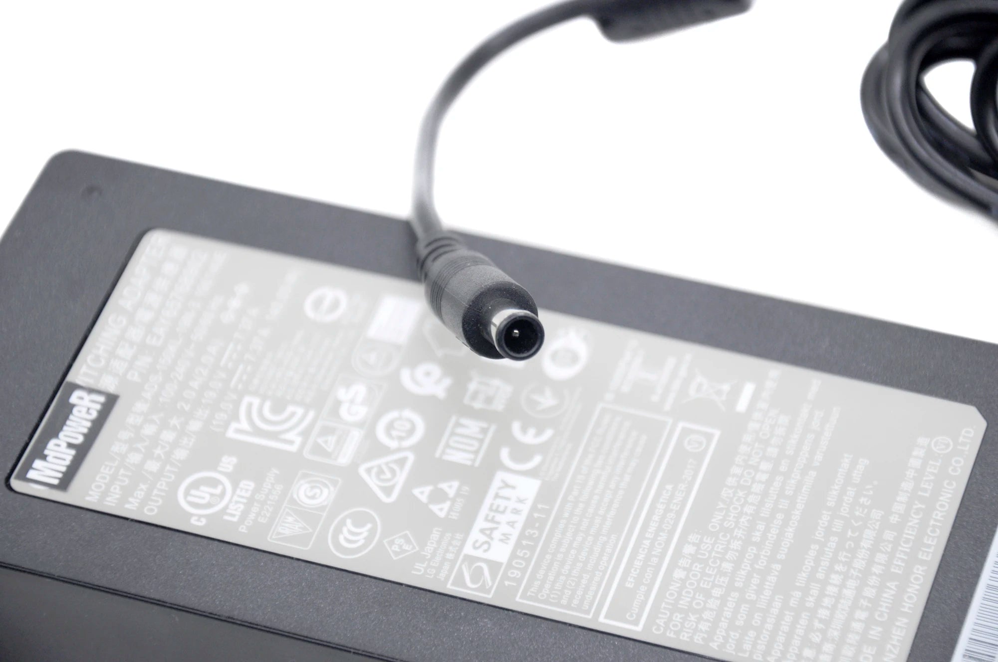 new Original FOR LG 19V-7.37A A16-140P1A AC adapter Power supply Charger cord