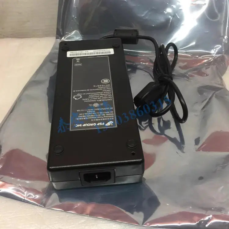 For Pioneer DREAMBOOK POWER P18 SLI Laptop Power Supply Genuine FSP FSP250-RBAN2 19V 13.15A 250W Switching Power Adapter Charger