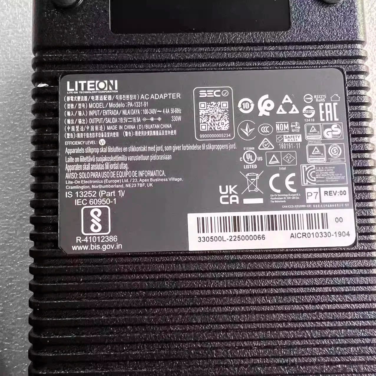 Genuine Liteon PA-1331-91 AC Adapter 19.5V 16.9A 330W 5.5mm*1.7mm Charger for Acer Predator HELIOS 300 500 N22C4 N20C11 Laptop