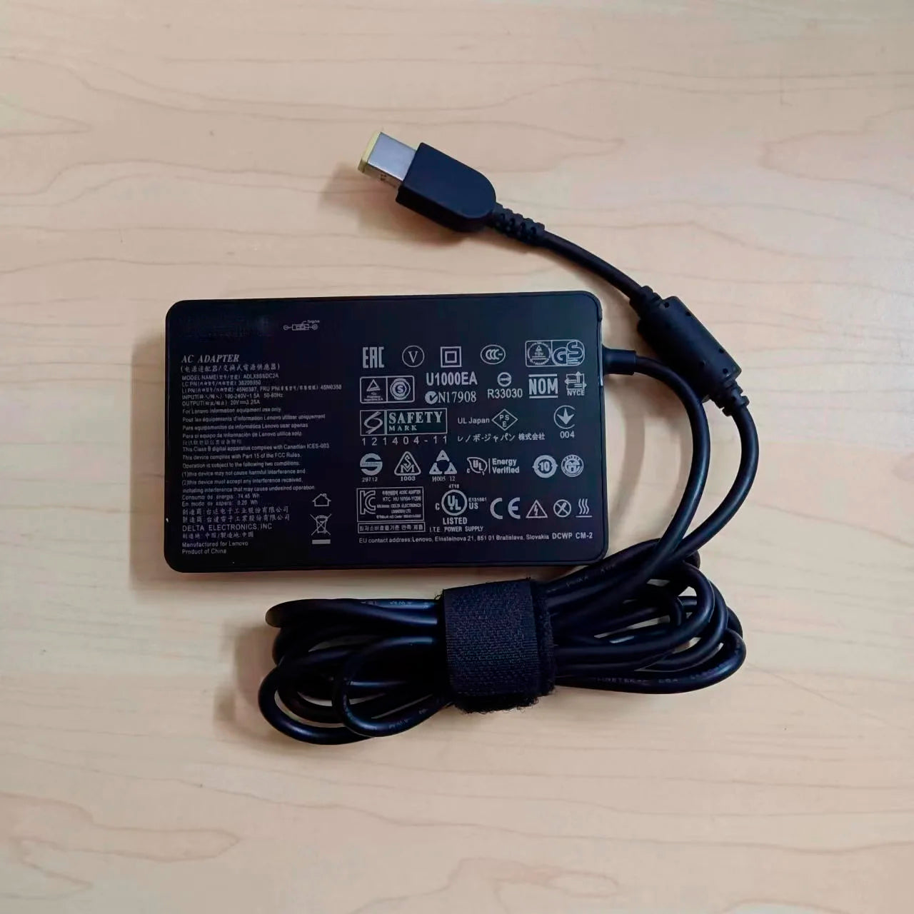 Genune PA-1650-37LC 20V 3.25A 65W AC DC Adapter for Lenovo THINKPAD S431 S531 G500S G700 YOGA 3 4 Pro 11 13 Charger ADLX65SDC2A