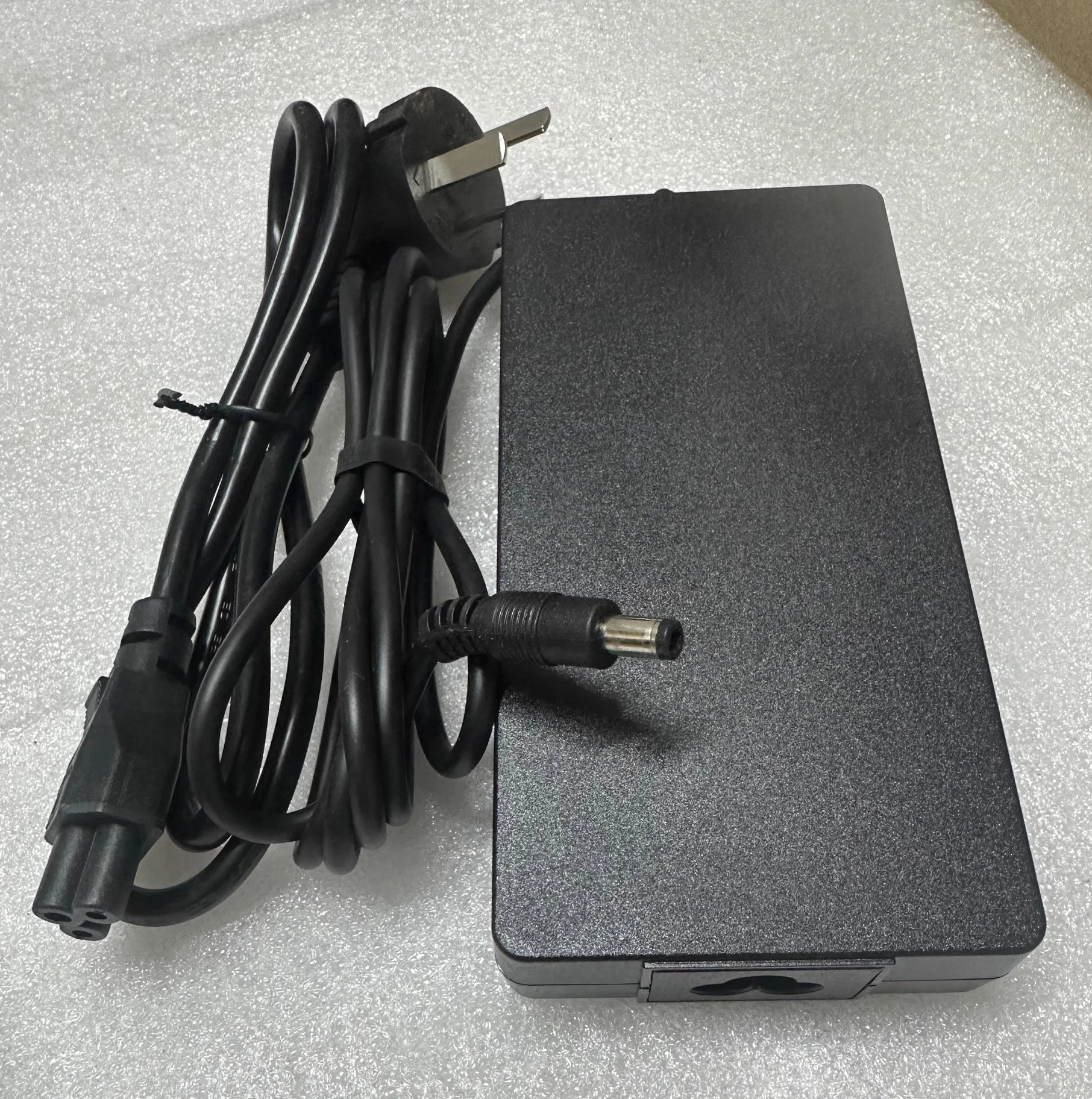 Genuine AOYUAN AY120EA-ZF190632M 19V 6.32A 120.08W 120W AC Adapter Charger 5.5x2.5mm For Laptop Power Supply