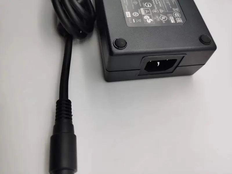 A12-230P1A 19.5V 11.8A 230W 4-Holes A230A003L Chicony AC Adapter Charger For MSI GT73EVR 7RE GT83VR Power Supply FSP220-ABAN1