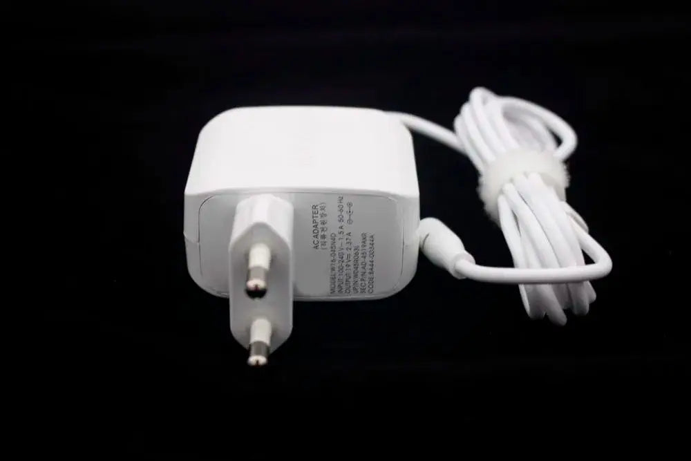 Original 19V 2.37A AC Power Adapter Charger For SAMSUNG 930QAA 900X3N Notebook Power Supply W16-045N4A W16-045N4D W16-045N4C