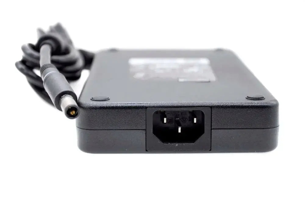 19.5V 12.31A 240W HA240PM190 DA240PM190 0CTX6T For Dell Alienware m17 R4 Laptop Charger AC Power Adapter ADP-240AB FA Original