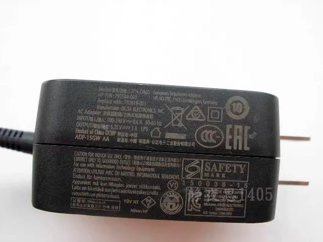Original TPN-AA01 792584-004  5.25V 3A Tablet AC Adapter Charger TPN-LA01 TPN-DA01 USB-C Type C For HP X2 Laptop 210G1 Used